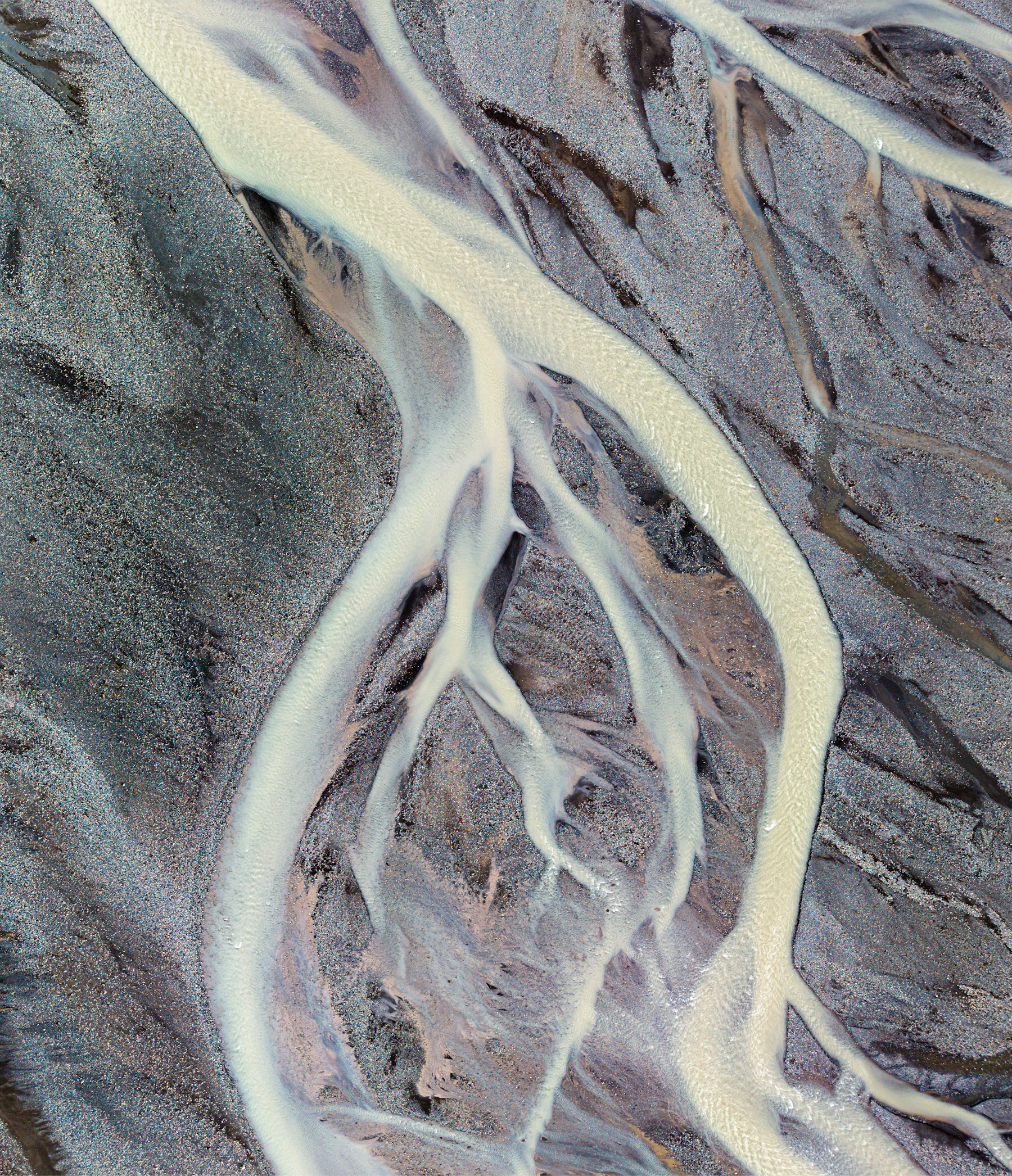 Aerial photograph of a braided glacial river delta